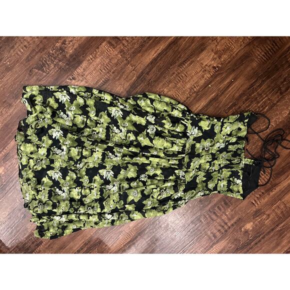 Rose garden vici collection sasha floral halter midi dress NWOT womens small - Picture 3 of 5